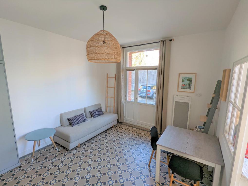 Appartement Studio rénové au cœur de Dinard proche mer de la Malouine, 26, 35800 Dinard