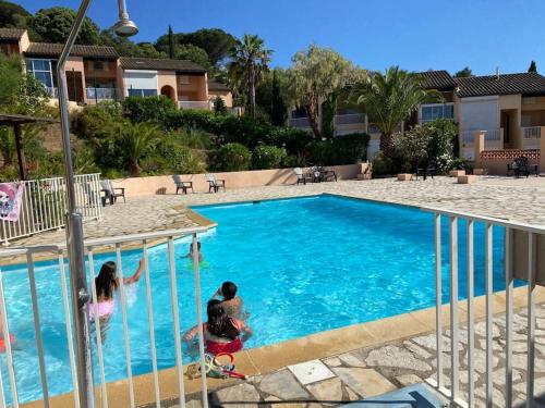 Studio rénové avec piscine proche Saint-Tropez Cogolin france