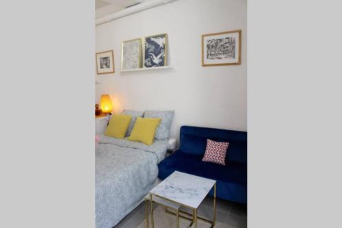 Appartement Studio Rénové - Moderne - Netflix & Wifi Rez de chaussée 308 Rue de Charenton Paris
