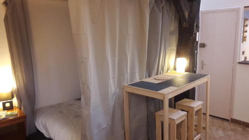 Appartement Studio Rouen Medieval ! Sous les clochers ! 228 Rue Martainville Rouen