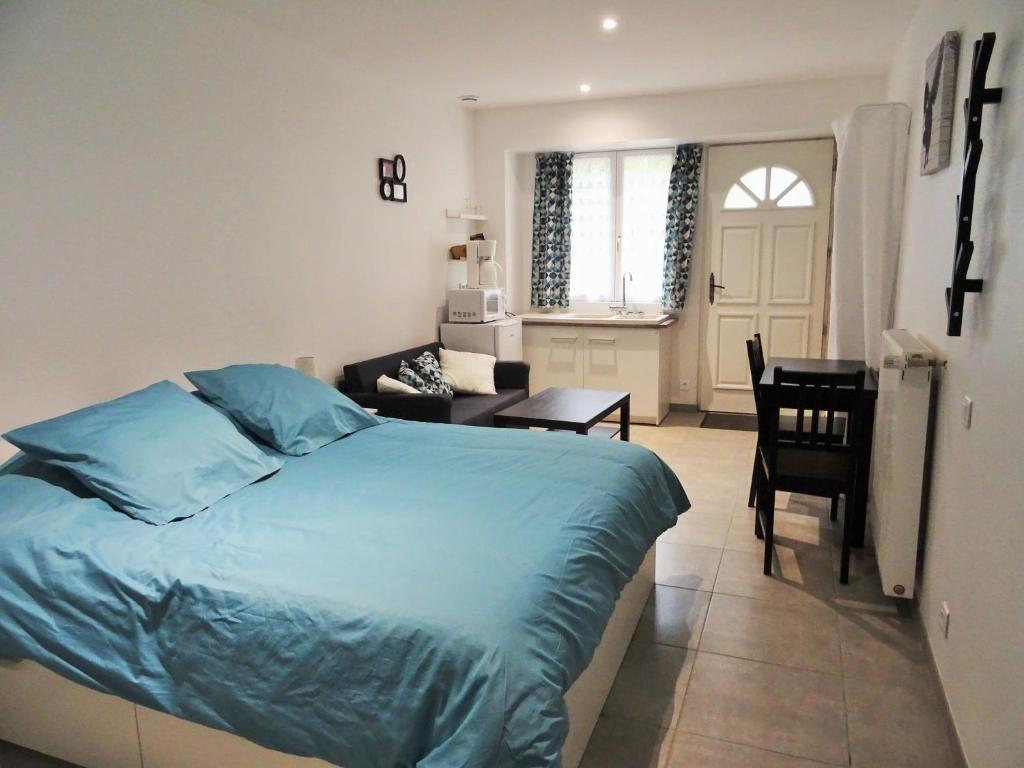 Appartement Studio \ Route de Dole, 70140 Pesmes