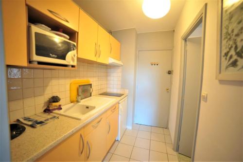 Appartement STUDIO SAINT CLAIR Vue Laterale MER 60 Place des Cosmonautes La Grande Motte