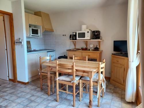 Appartement Studio Saint-Jean-d'Aulps, 1 pièce, 4 personnes - FR-1-573-108 Le Bouquetin 28 impasse de La Grande Terche Saint-Jean-dʼAulps