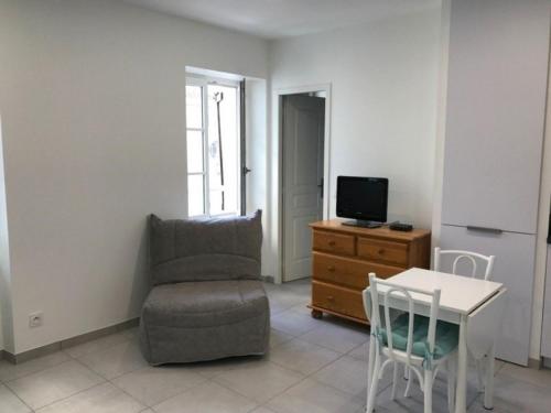 Appartement Studio Saint-Jean-de-Luz, 1 pièce, 3 personnes - FR-1-4-512 52 Boulevard Victor Hugo -  - Saint-Jean-de-Luz