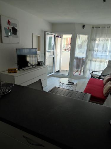 Appartement Studio Saint Jean de Luz 50m plage 48 Rue Vauban résidence California 3eme etage Saint-Jean-de-Luz