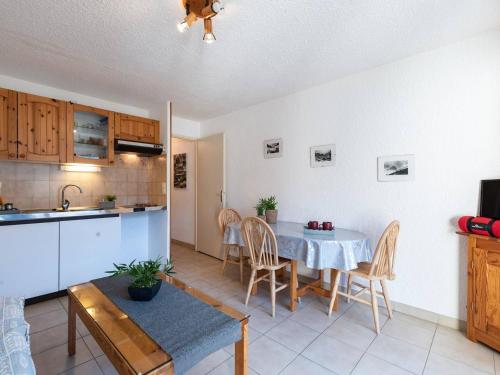 Appartement Studio Saint-Lary-Soulan, 1 pièce, 4 personnes - FR-1-296-205 RÃ©s. Les Gentianes NÂ°6 - Rue Espeyrias - Saint-Lary-Soulan