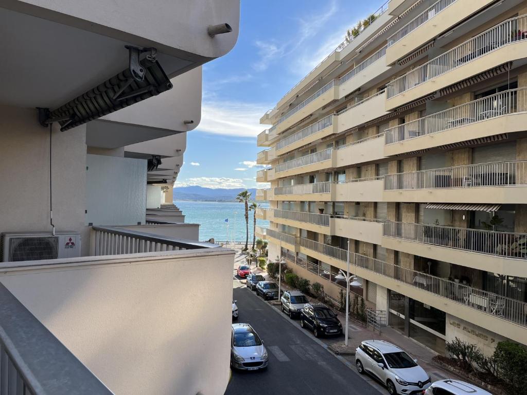 Appartement Studio Saint-Raphaël, 1 pièce, 3 personnes - FR-1-466A-45 60 AVENUE DUMONT L'ARGENTINE, 83700 Saint-Raphaël