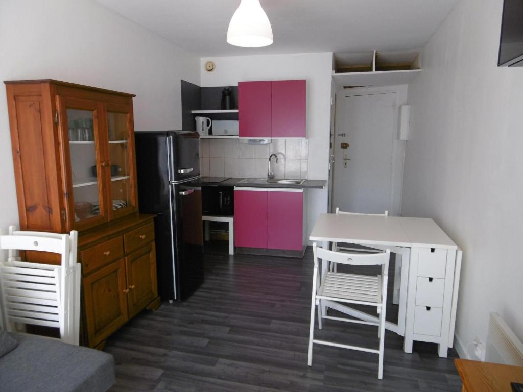 Appartement Studio Sète, 1 pièce, 2 personnes - FR-1-472-162 17 boulevard Joliot Curie, 34200 Sète