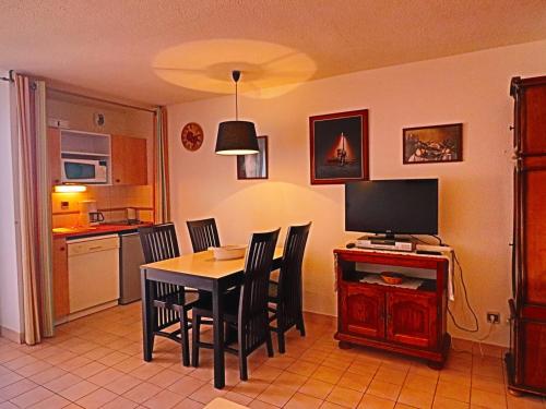 Appartement Studio Sète, 1 pièce, 4 personnes - FR-1-472A-151 2, rue Paul Baudassé Sète