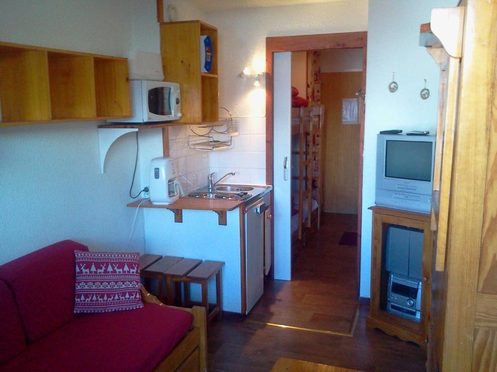 Appartement Studio Valfréjus, 1 pièce, 2 personnes - FR-1-561-4 Residence Chalet Club 1 120 Rue des Bettets Station de Valfrejus, 73500 Valfréjus