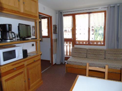 Appartement Studio Valfréjus, 1 pièce, 4 personnes - FR-1-561-99 Residence Melezets 2 390 Rue des Bettets Station de Valfrejus Modane