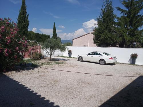 Maison d'hôtes Studio Valreas Avec Piscine 4 Chemin Des Estimeurs Sud Valréas