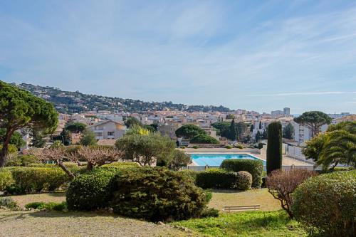 Appartement Studio Vue Mer Sainte Maxime 6 chem. des bouteillers Sainte-Maxime