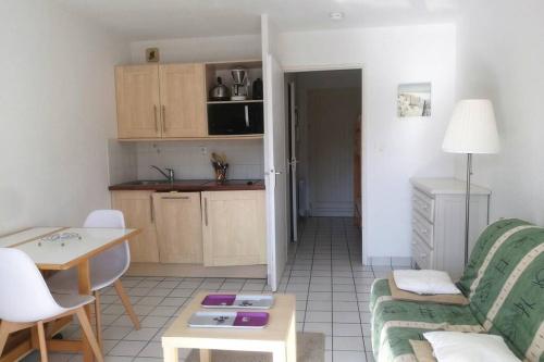 Studio - Wifi - 800m Plage - 200m Golf Pornic france