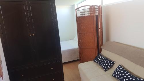 Appartement Studio with city view and wifi at Lisboa Calçada Conde Pombeiro 20 Lisbonne