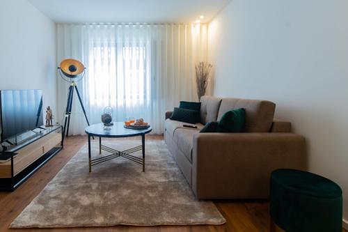 Appartement Stunning Apartment w/ Free Parking by LovelyStay 547 Rua de Santos Pousada R/C 0.1 Porto