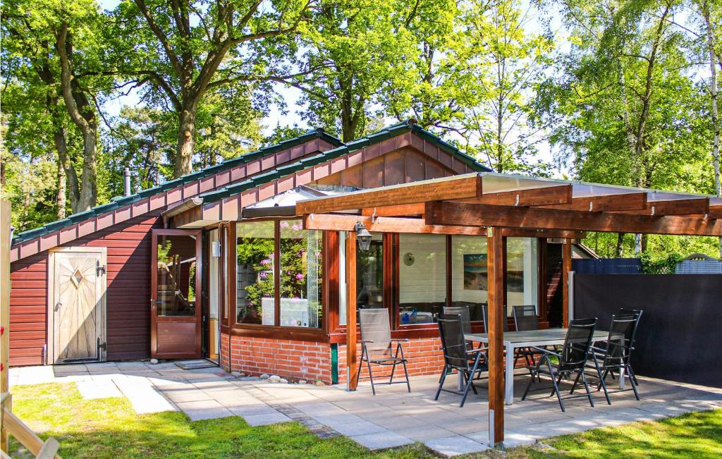 Maison de vacances Stunning home in Emsland with 4 Bedrooms, Sauna and WiFi , 49733 Dankern