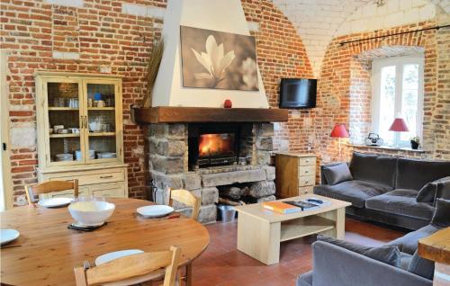 Maison de vacances Stunning home in Gouy Saint Andre with 2 Bedrooms and WiFi  Gouy-Saint-André