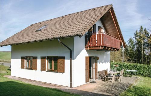 Maison de vacances Stunning home in Kirchheim with 5 Bedrooms and WiFi  Kirchheim