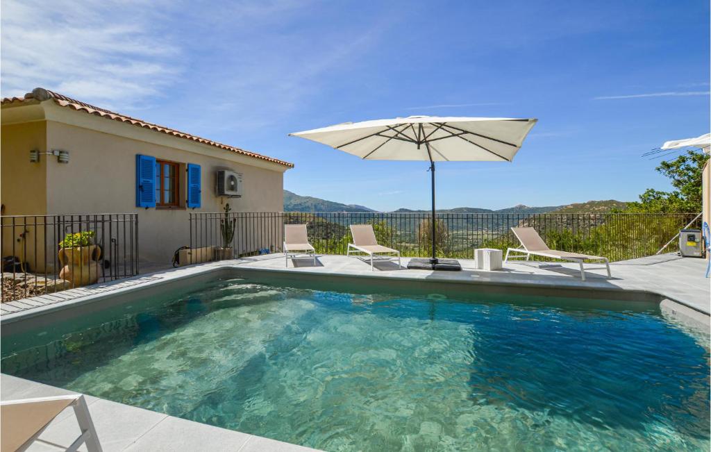 Maison de vacances Stunning home in Nessa with WiFi, Outdoor swimming pool and Heated swimming pool , 20225 Nessa