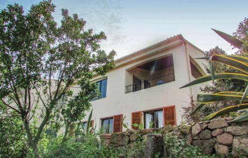 Maison de vacances Stunning home in Porto Vecchio with 3 Bedrooms and WiFi  Perrelli