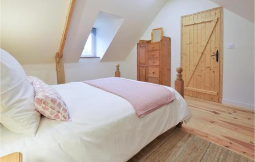 Stunning home in Valdallière with WiFi and 2 Bedrooms Viessoix france