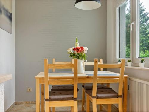 Maison de vacances Stylish holiday home in the Harz forest setting terrace fireplace garden detached  Wienrode