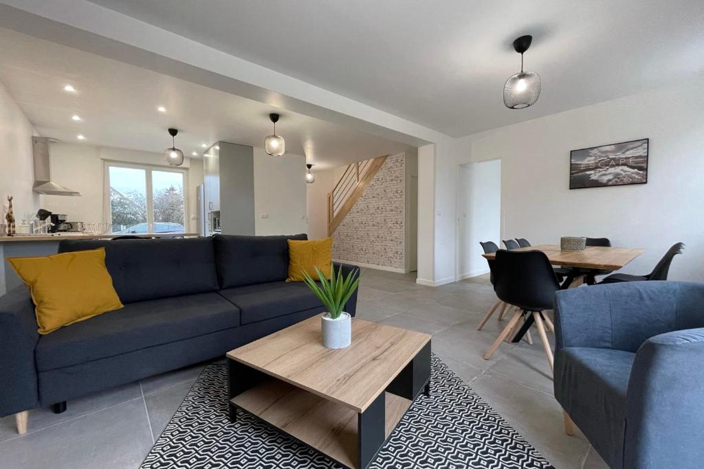 Maison de vacances Stylish house near Chambray-lès-Tours 10 Rue de Tours, 37320 Esvres