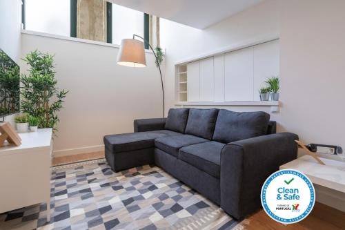 Stylish Peaceful Mezzanine Flat Porto portugal