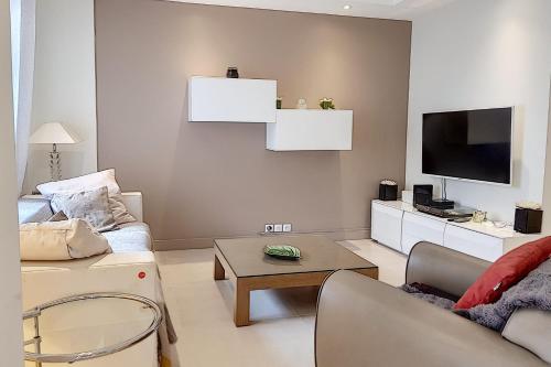 Appartement Sublime Apartment Center Croisette LIVE IN Moliere 8 RUE MOLIERES LE MOLIERE Cannes