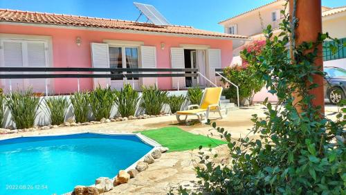 Appartement Suite in a rustic house with swimming pool 41 Rua Camilo Castelo Branco Sesimbra