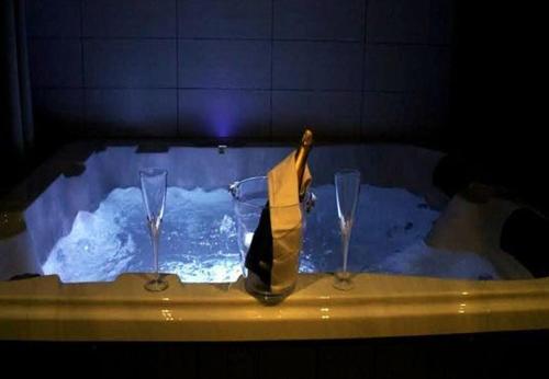 SUITE SPA PRIVATIF 66 Nord de Perpignan Pia france