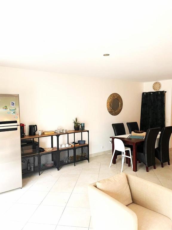 Maison d'hôtes Suite tout confort 80m2, cosy et élégante 6 Ruelle du Bouquet, 77410 Villevaudé