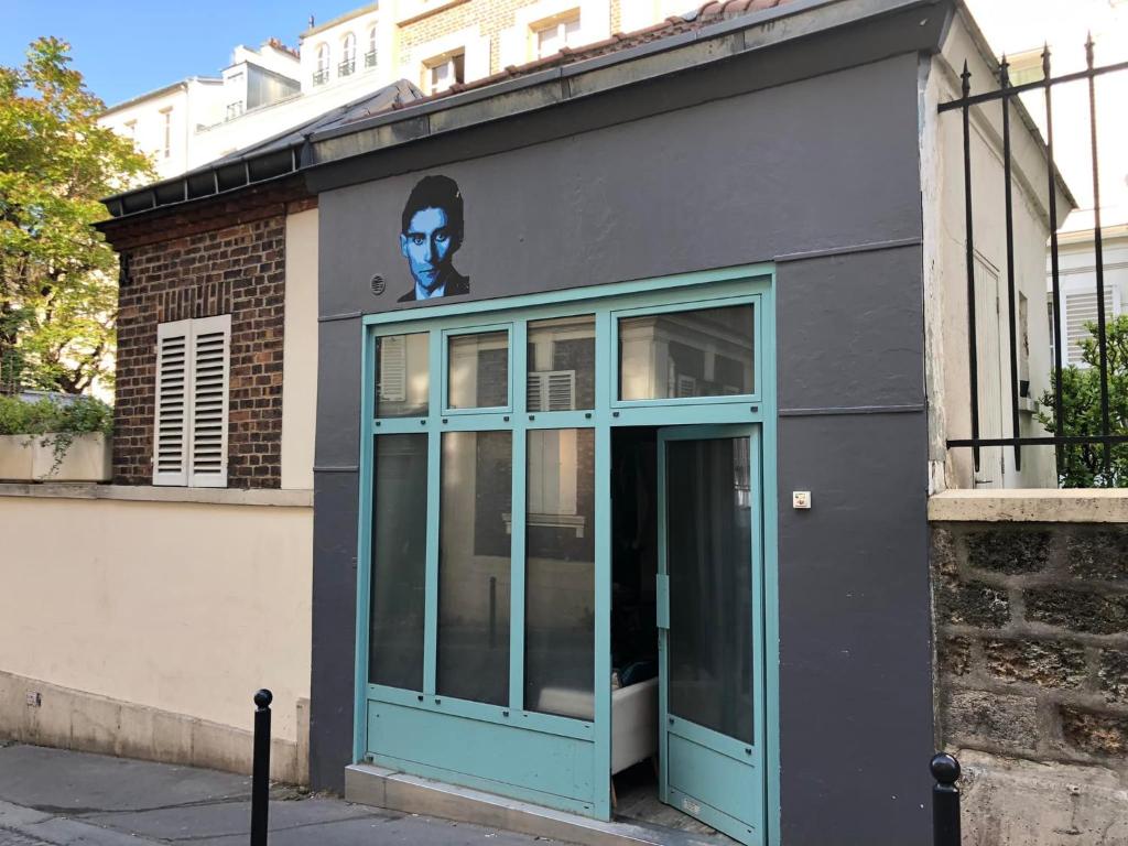 Maison de vacances Suites Rive Gauche - MAISON MONTMARTRE - Chez Ludo 17 Rue Germain Pilon, 75018 Paris