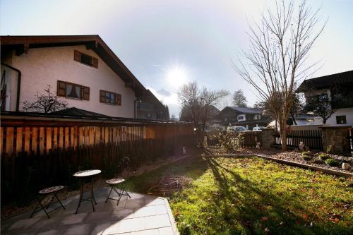 Sunlit Garden & Mountain Apartment Garmisch-Partenkirchen allemagne