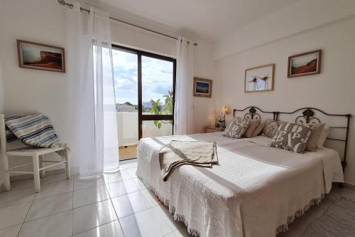 Sunny Center Apartment W/ Balcony in Algarve by LovelyStay Ferragudo portugal