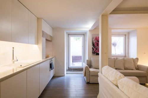 Appartement Sunny & Lovely Apartment W/ Patio by LovelyStay 202 Rua de Sant'Ana à Lapa Rés de Chão Lisbonne