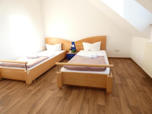 SUNNYHOME Monteurwohnungen und Apartments in Schwandorf Schwandorf in Bayern allemagne