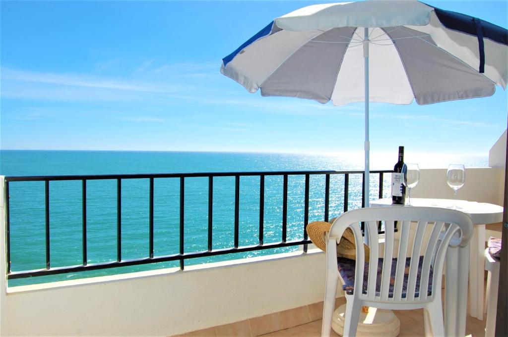 Appartements Sunset Azul - Sea View - Free Wifi - By Bedzy 43 Rua Latino Coelho, 8200-123 Albufeira