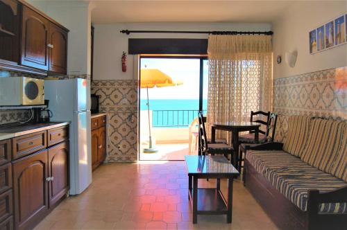 Appartements Sunset Azul - Sea View - Free Wifi - By Bedzy 43 Rua Latino Coelho Albufeira