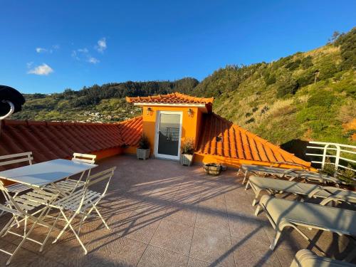 Sunset House Arco da Calheta portugal