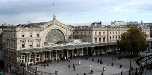 Appartement Super appartement Paris Canal St Martin 44 Boulevard de Magenta Paris