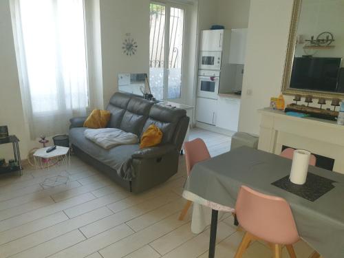 Appartement Super F3 a côté de Disney Land et Paris 7 Rue Raymond Poincaré Thorigny-sur-Marne