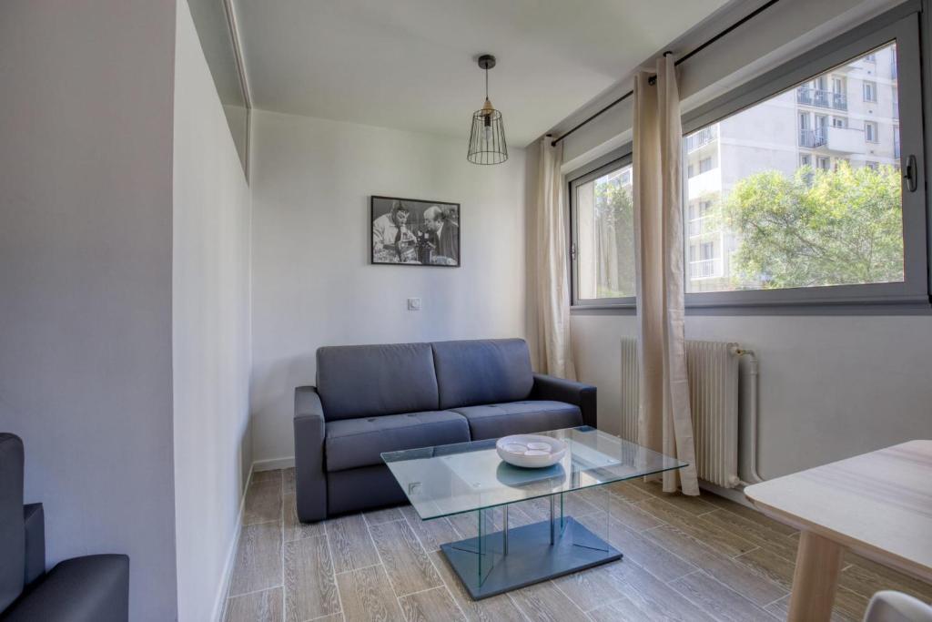 Appartement Superb Apartment Near The Bassin De La Villette 12 rue riquet, 75019 Paris