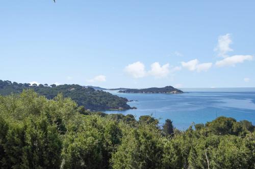 Superb apartment with loggia and view on the sea - Hyères - Welkeys Hyères france