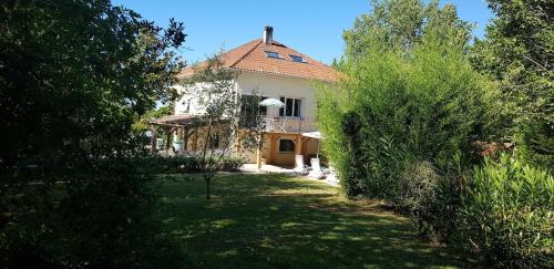 Superb contemporary 3 bed villa Cancon france