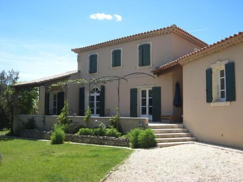 superb house with private swimming pool Saumane-de-Vaucluse france