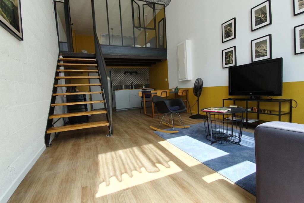 Appartement Superb renovated and quiet loft For 4-Tram CE-city center #L6 52 Cours Jean Jaures, 38000 Grenoble