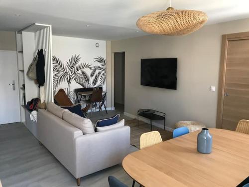 Appartement Superbe 3 pièces 4 étoiles Plein centre 70m du Port 67 Rue Général Allard Saint-Tropez