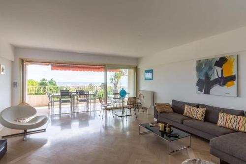 Appartement Superbe 3 pièces avec piscine et tennis 38 Boulevard d'Oxford Cannes